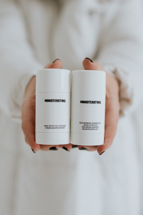 Rose-Raspberry - regenerating lotion stick