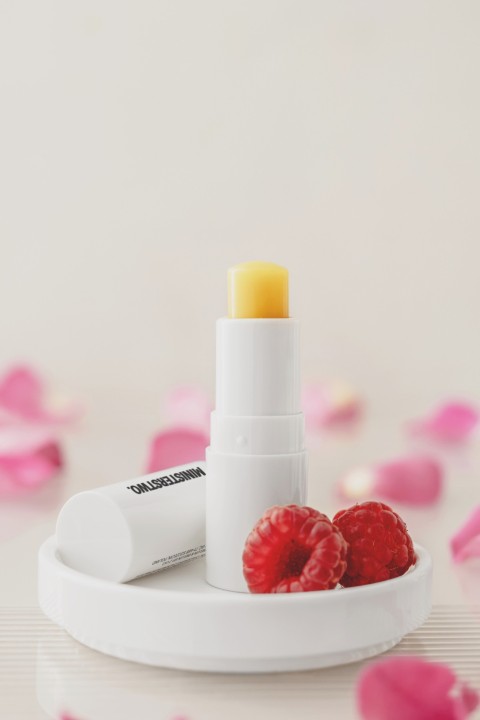 Rose-Raspberry - protective lip balm stick