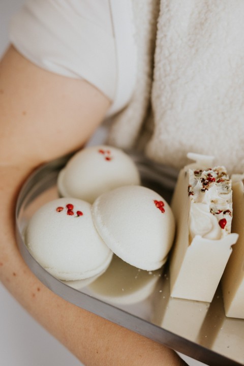 Pink Peppercorn - bath bomb