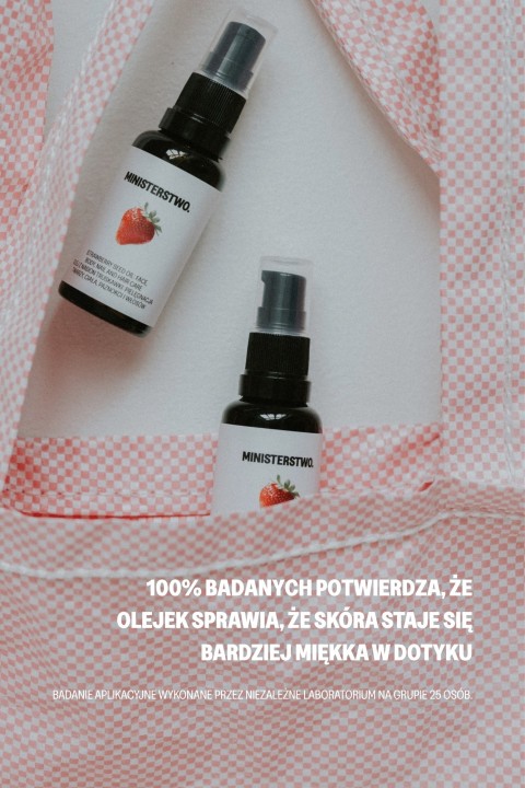 Strawberry seed oil