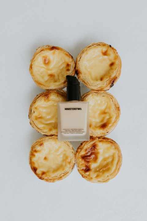 No. 40 Peach Soufflé - moisturising face foundation
